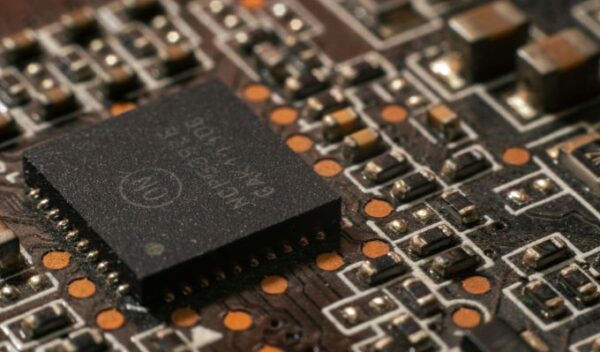Lay-out Design of Integrated Circuit